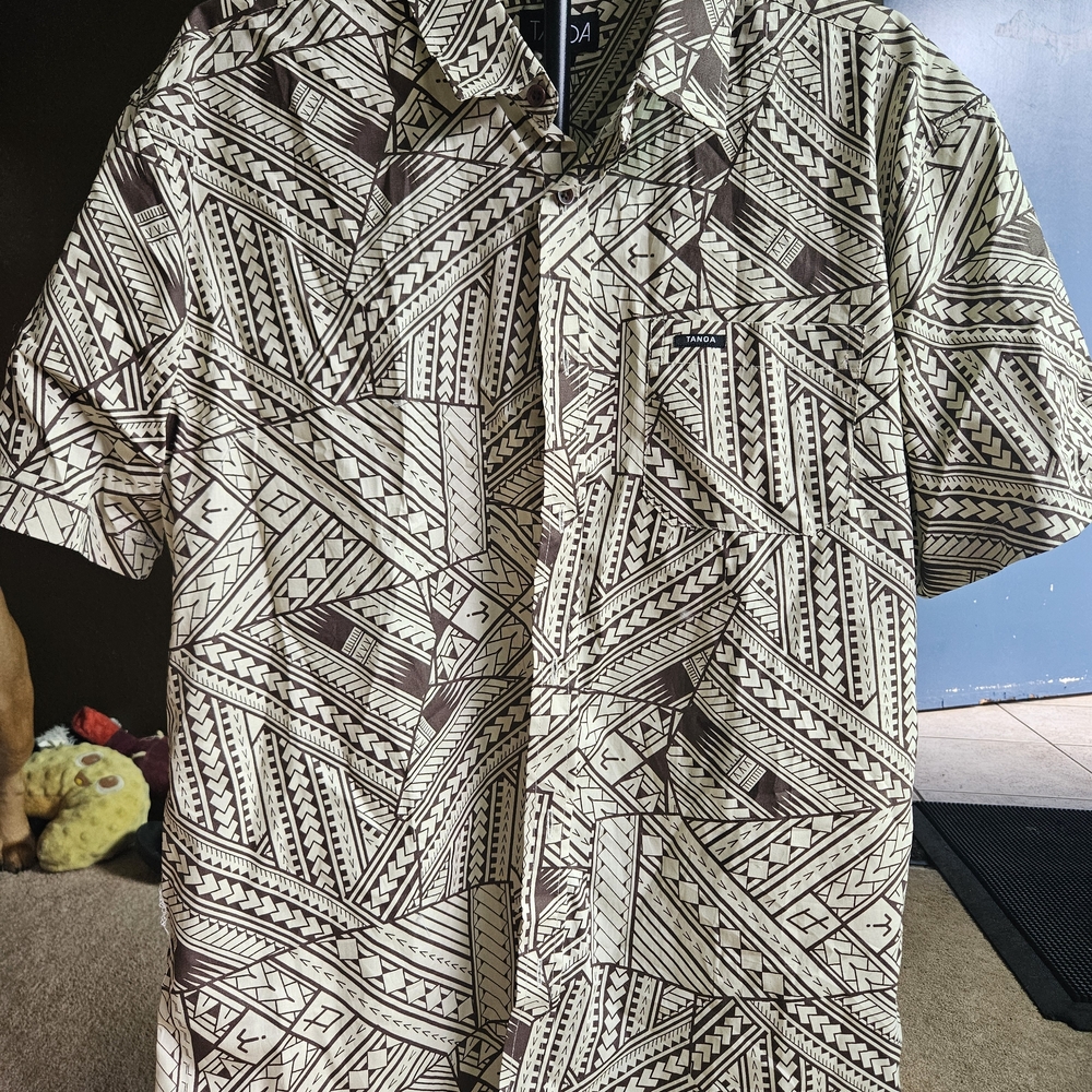 Tanoa Men’s Short-Sleeve Geo Print Button-Down Shirt - Brown/Cream